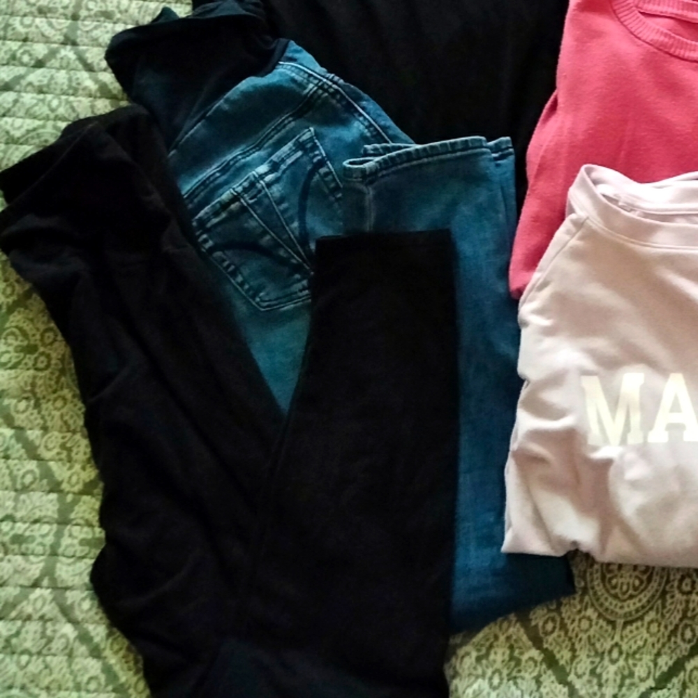 Maternity jeans and leggings
